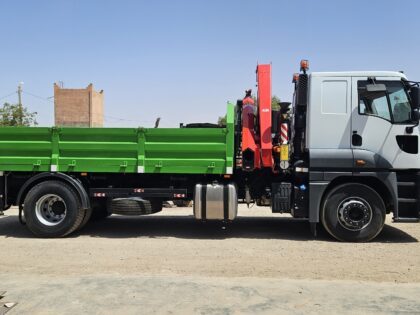Camion grue